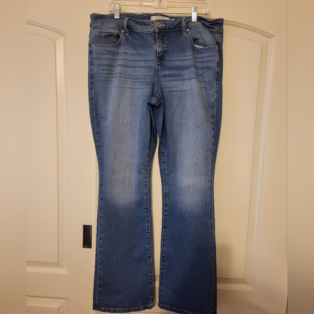 Torrid 14R Slim Boot Cut